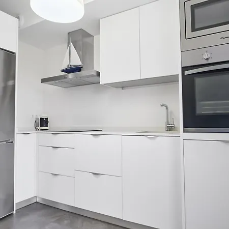 Piso Moderno En La Costa Cántabra *