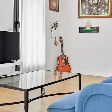 Piso Moderno En La Costa Cantabra